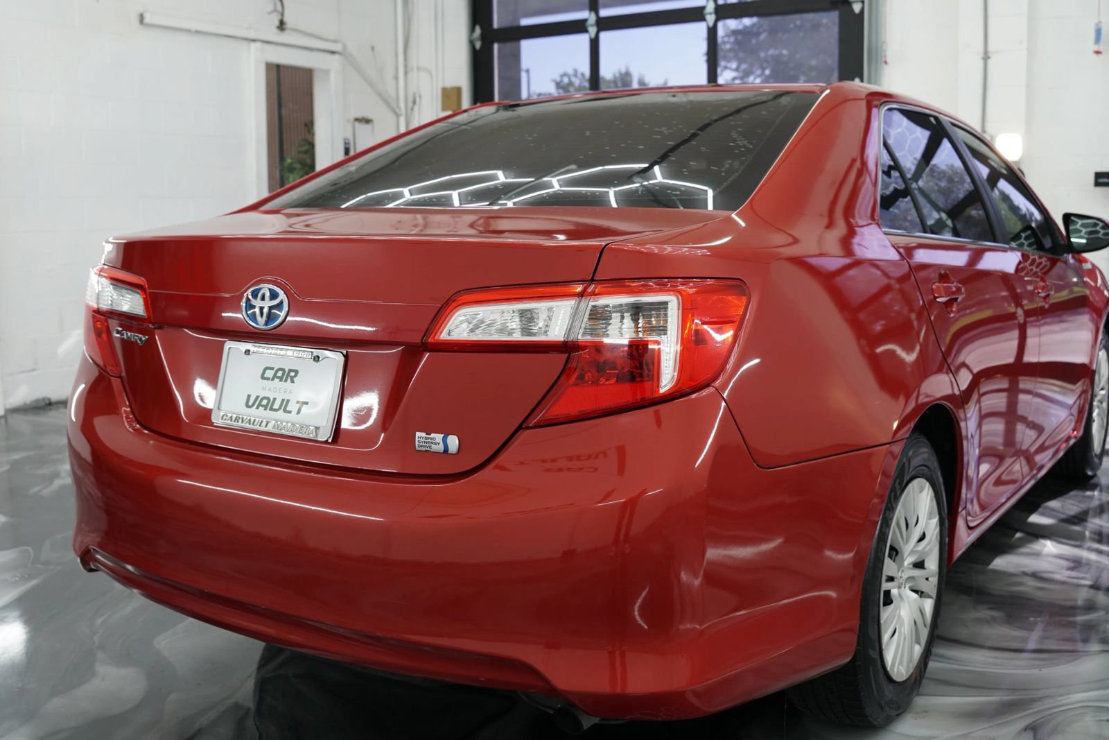 Used 2012 Toyota Camry LE w/ Preferred Accessory Pkg FWD image 10