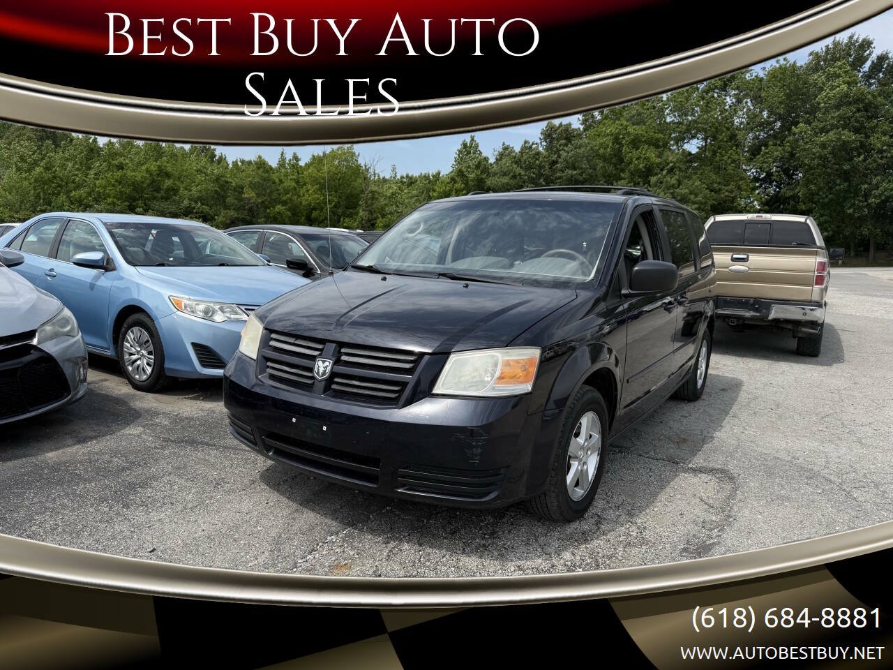 Used 2010 Dodge Grand Caravan Hero FWD image 1