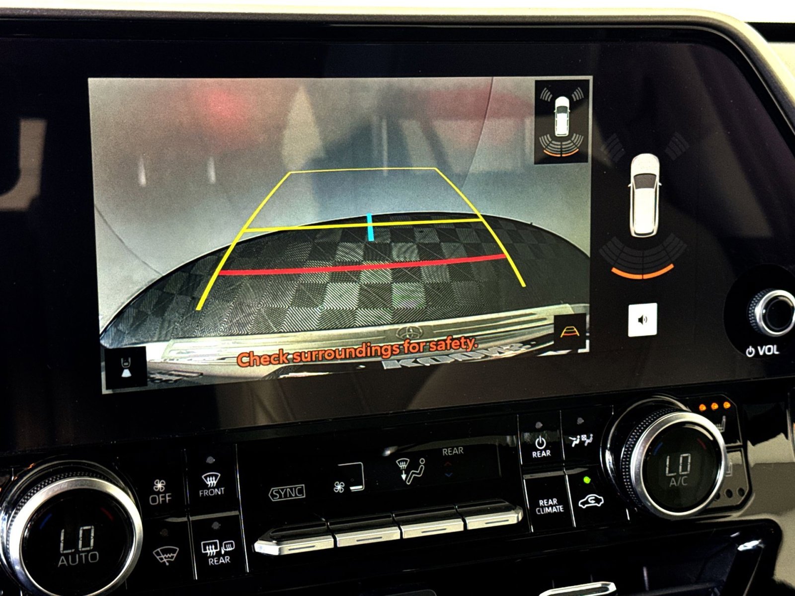 Used 2023 Toyota Highlander Limited AWD/4WD image 19