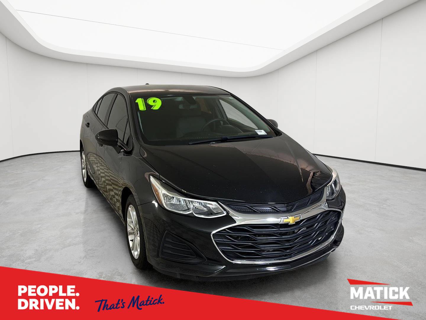 Used 2019 Chevrolet Cruze LS w/ LS Convenience Package FWD image 1