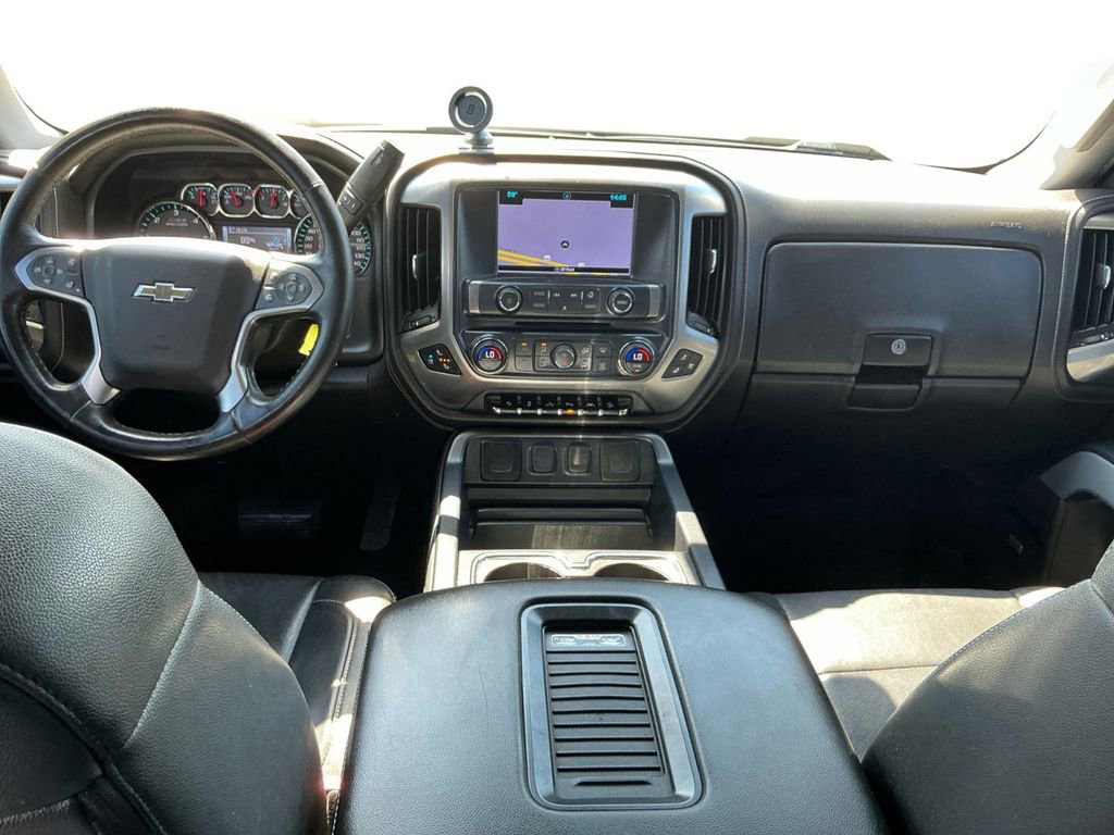 Used 2017 Chevrolet Silverado 1500 LTZ Z71 w/ LTZ Plus Package AWD/4WD image 17