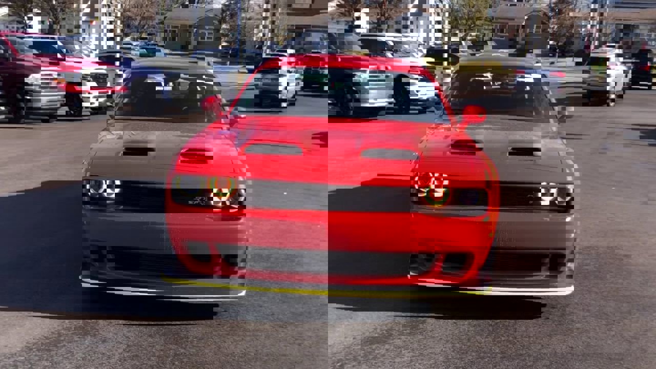 Used 2023 Dodge Challenger SRT Hellcat image 3