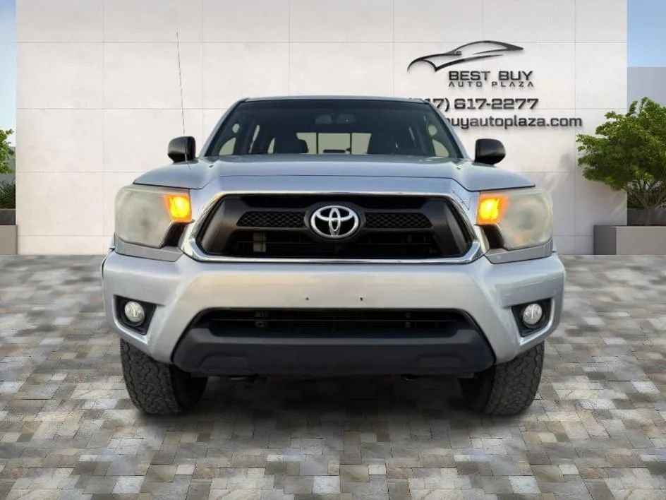 Used 2012 Toyota Tacoma PreRunner w/ TRD Off-Road Pkg RWD image 2