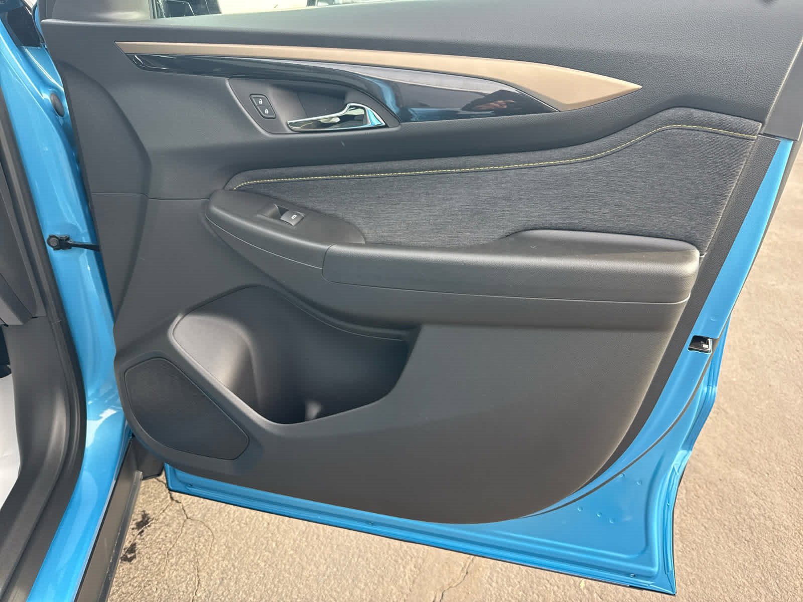 New 2025 Chevrolet TrailBlazer ACTIV w/ Convenience Package image 32