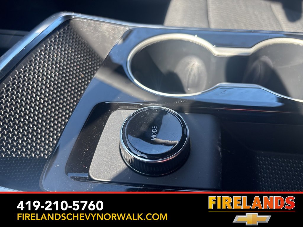 New 2026 Chevrolet Equinox LT w/ LPO, Floor Liner Package image 23