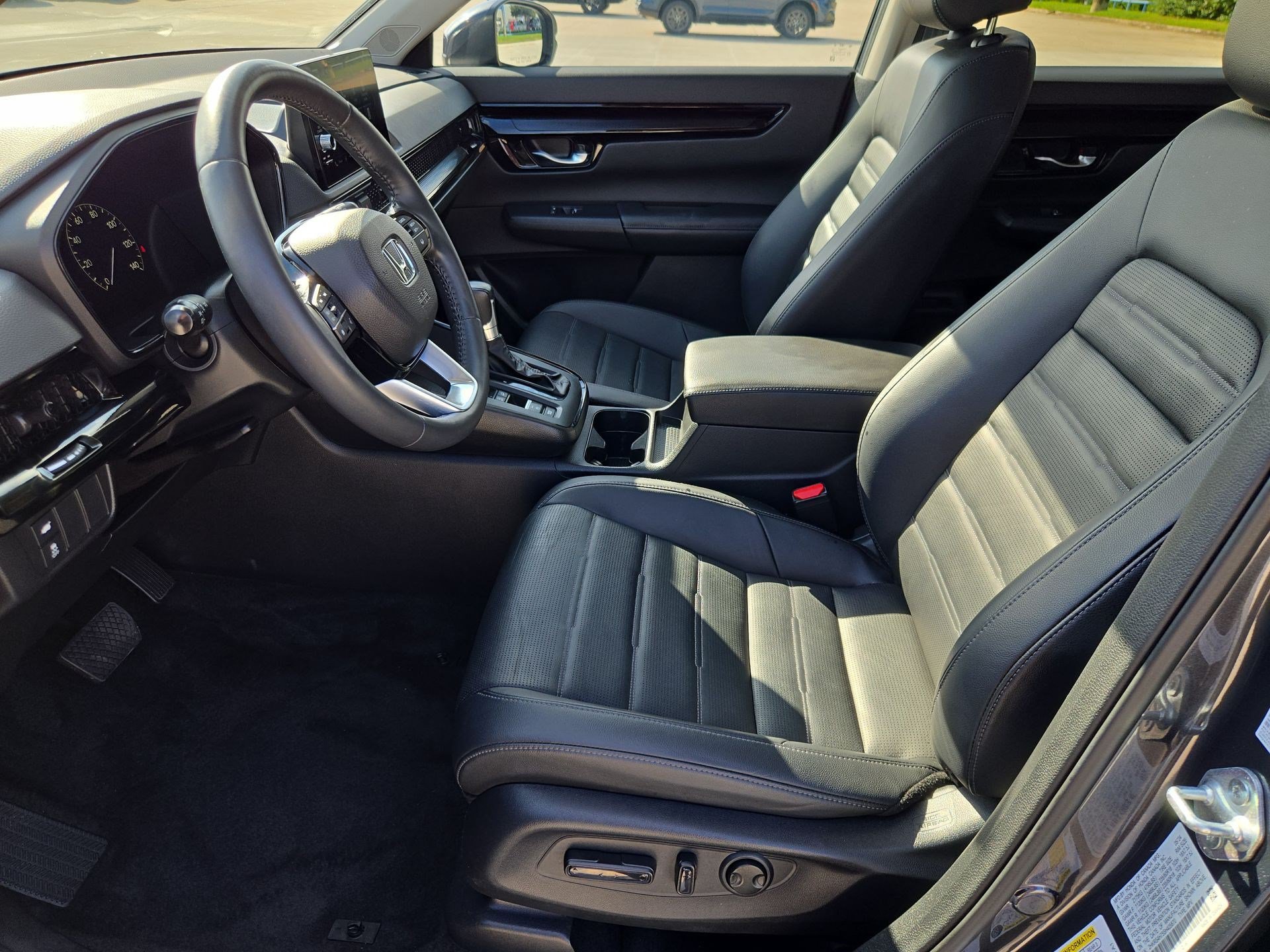 Used 2025 Honda CR-V EX-L image 15