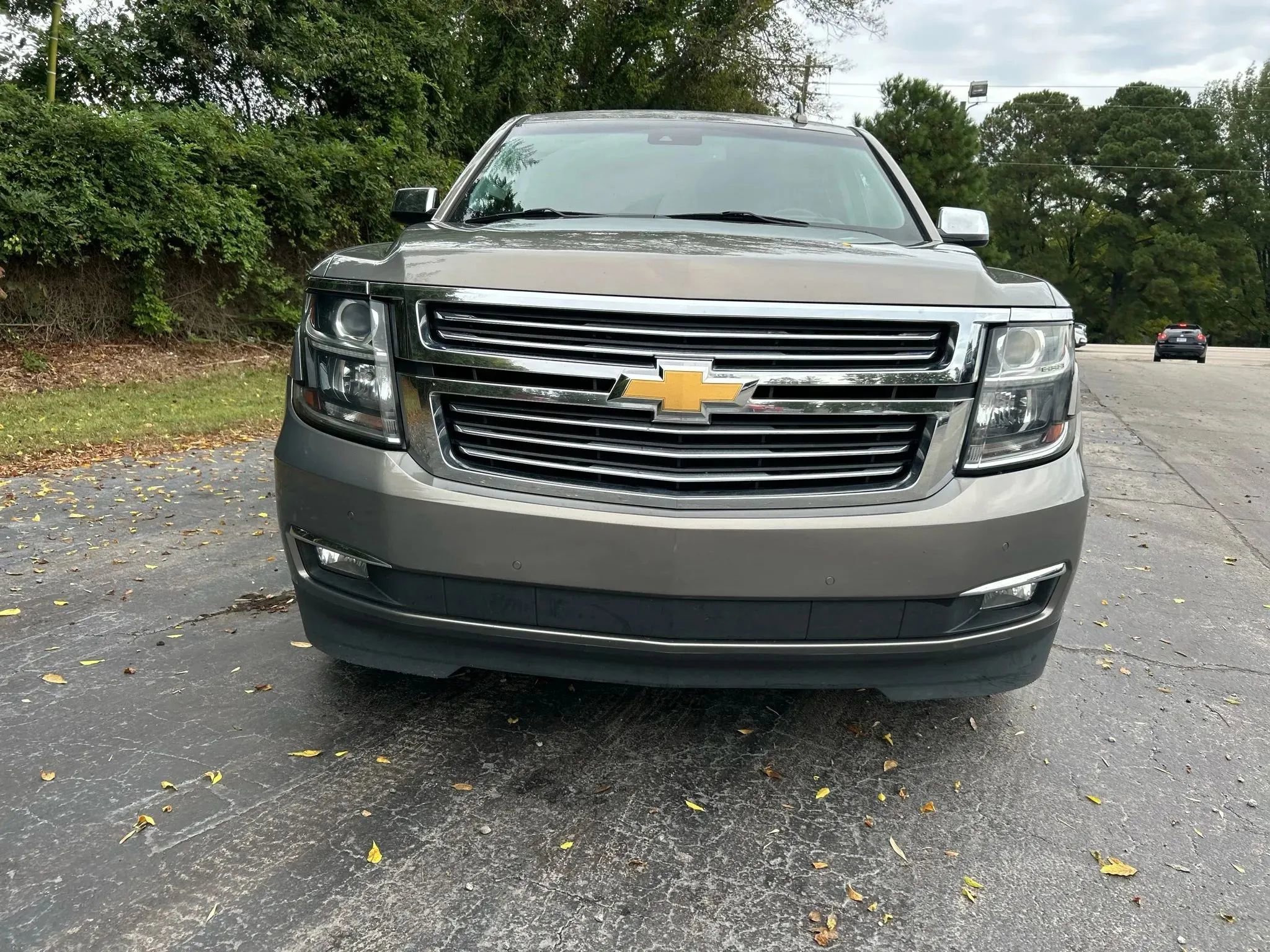 Used 2018 Chevrolet Suburban Premier image 4