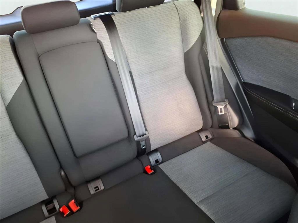 Used 2023 Nissan Rogue SV image 18