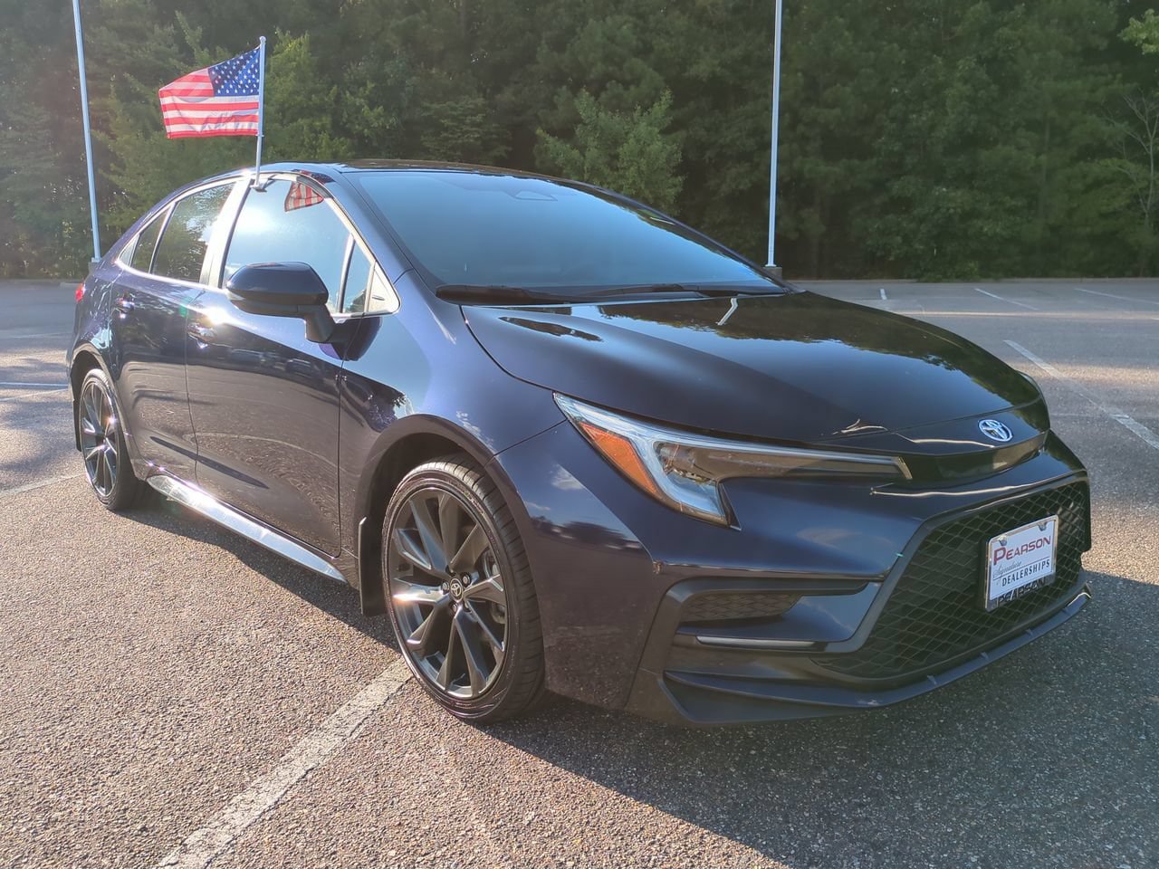 Used 2026 Toyota Corolla SE FWD image 2