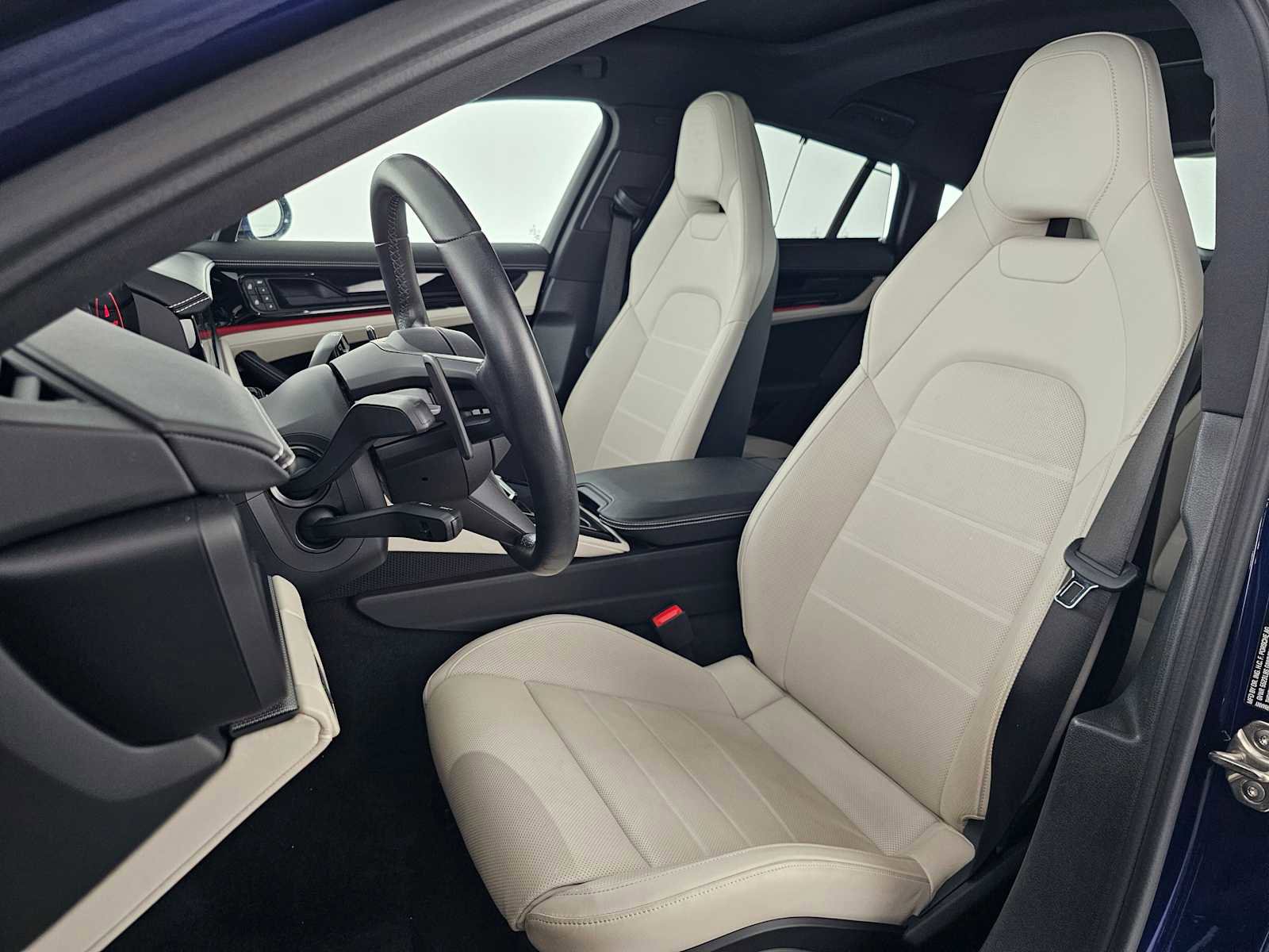 Used 2024 Porsche Panamera 4 image 42