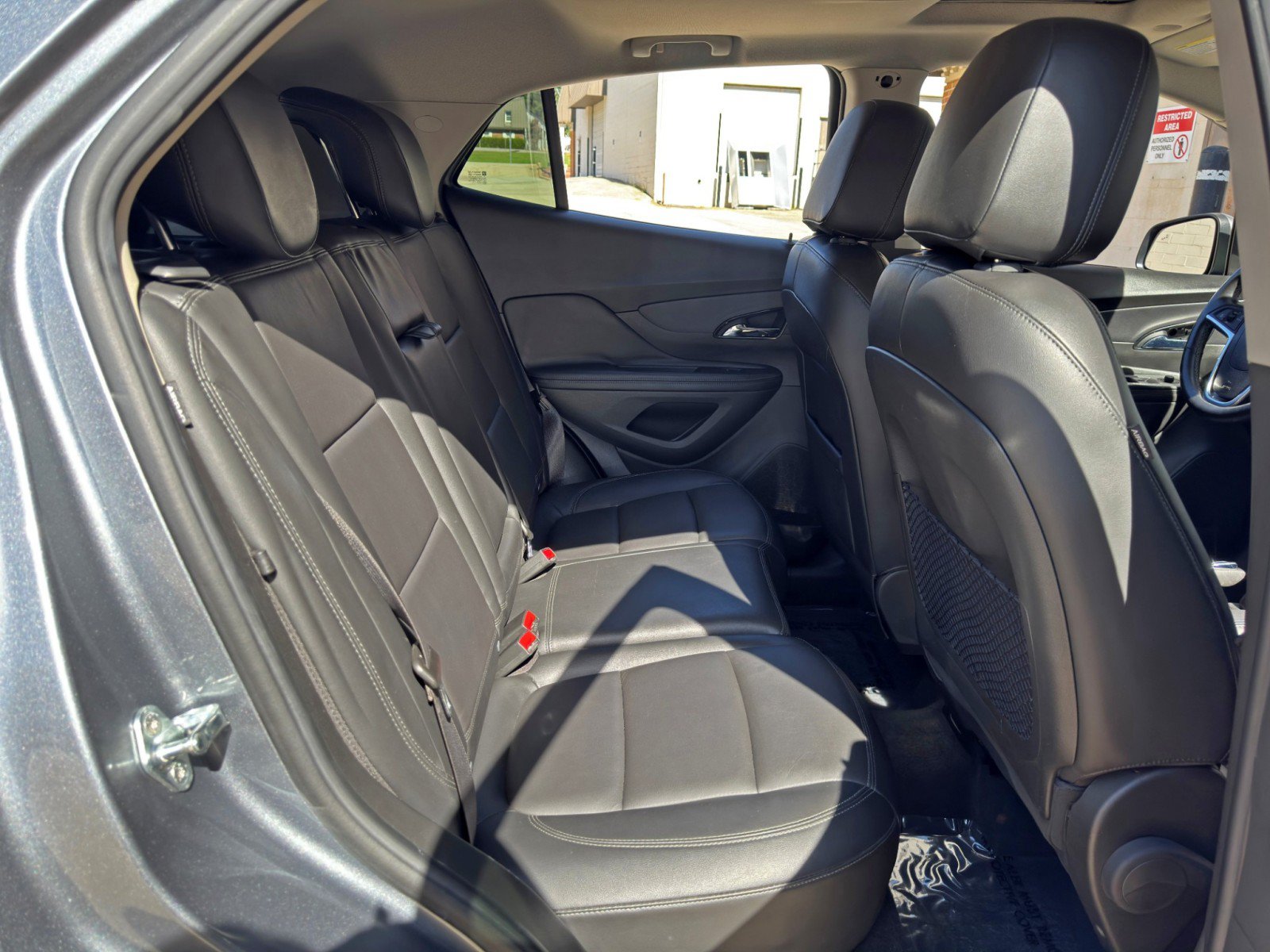 Used 2019 Buick Encore Essence FWD image 37