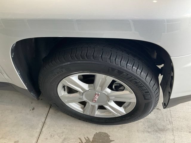 Used 2016 GMC Terrain SLE FWD image 25