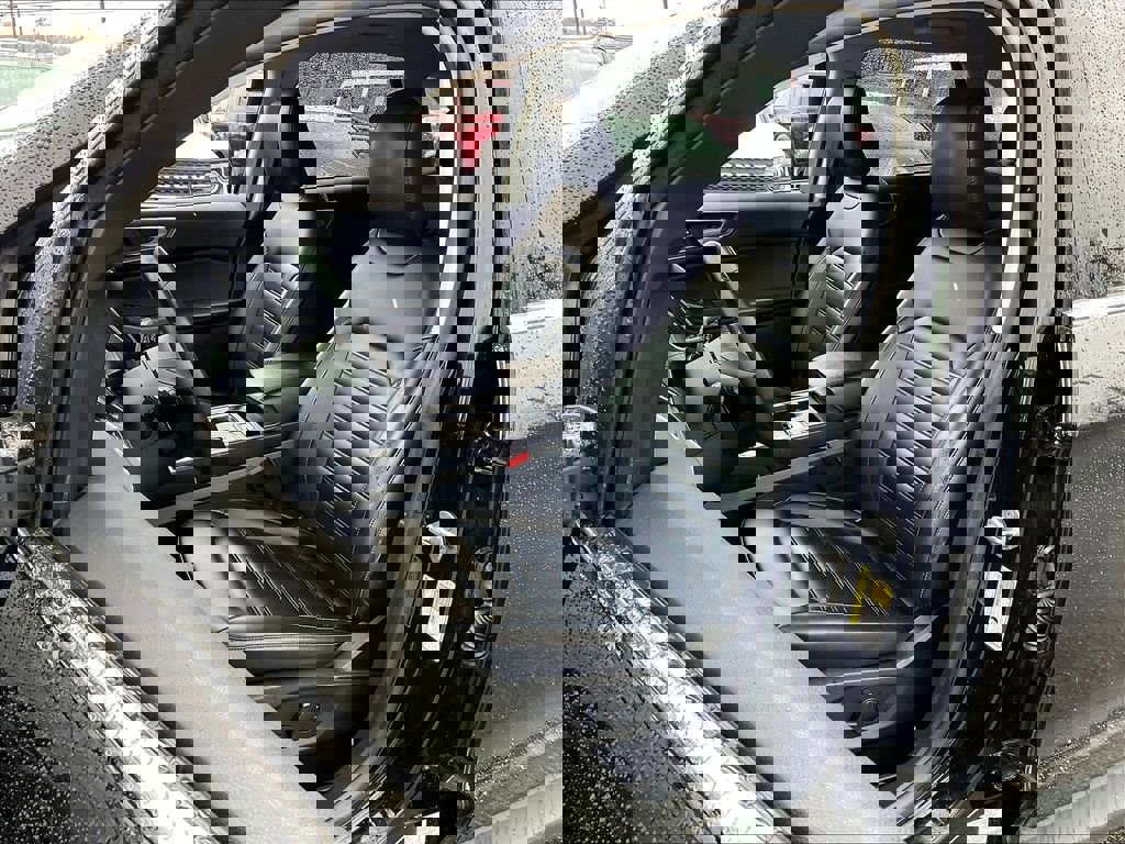 Used 2023 Ford Edge SEL AWD/4WD image 9