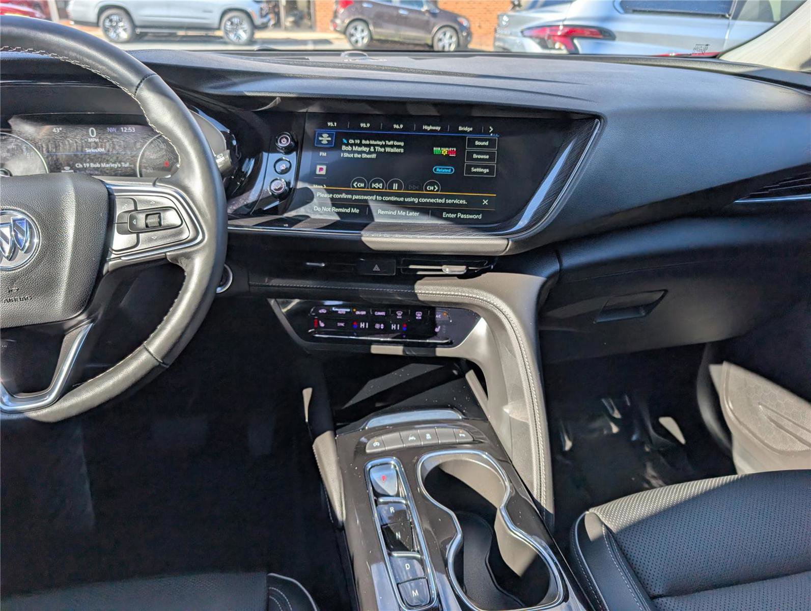 Used 2023 Buick Envision Essence image 18