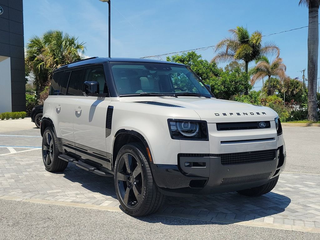 New 2026 Land Rover Defender 110 X-Dynamic SE AWD/4WD image 7