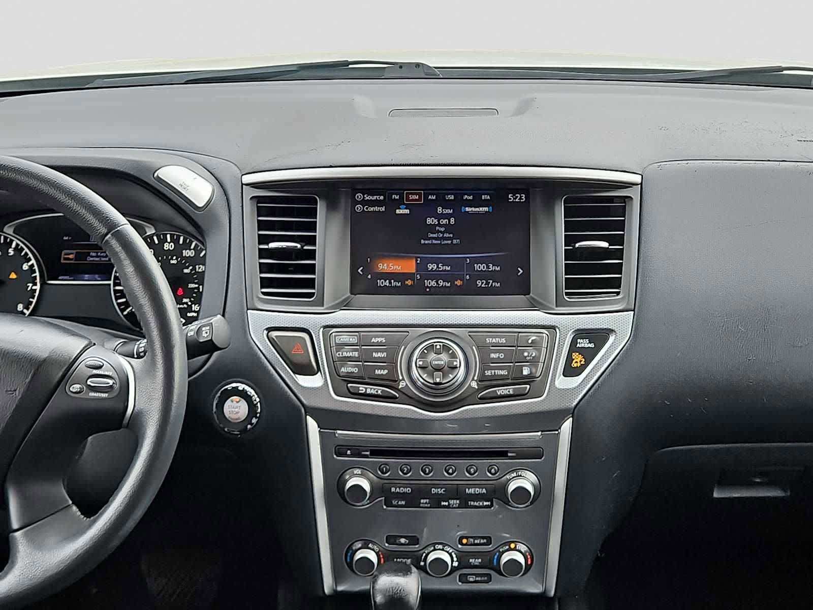Used 2020 Nissan Pathfinder SL FWD image 14
