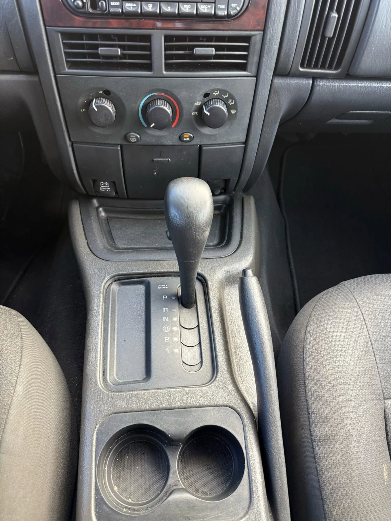 Used 2002 Jeep Grand Cherokee Laredo image 16