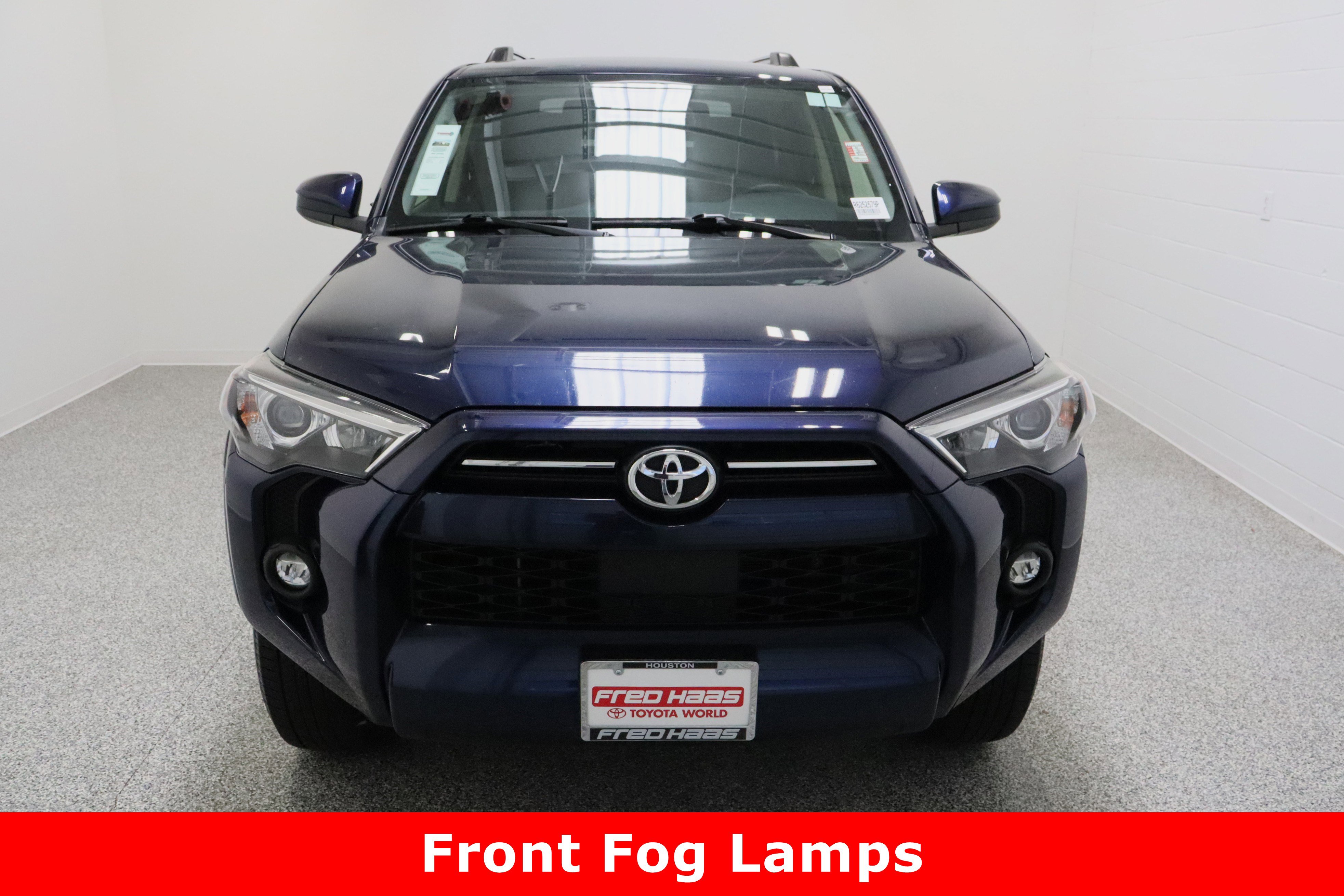 Used 2024 Toyota 4Runner SR5 image 3