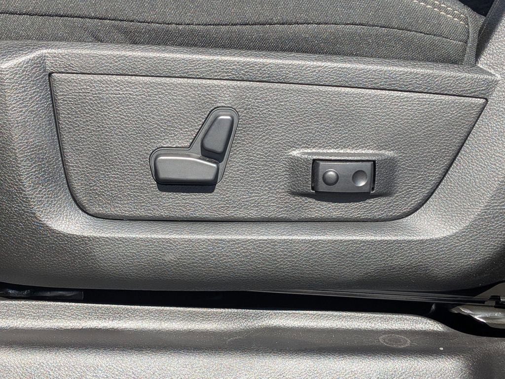 New 2026 RAM 2500 Big Horn image 21