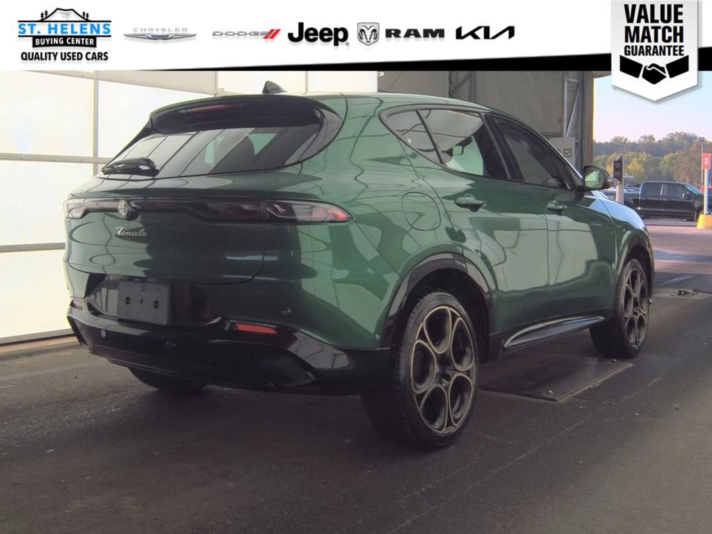 Used 2025 Alfa Romeo Tonale AWD/4WD image 14