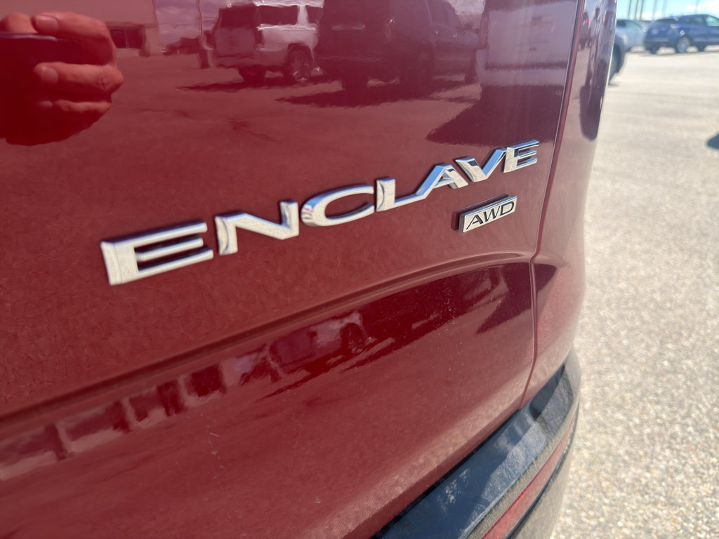 Used 2019 Buick Enclave Essence AWD/4WD image 10