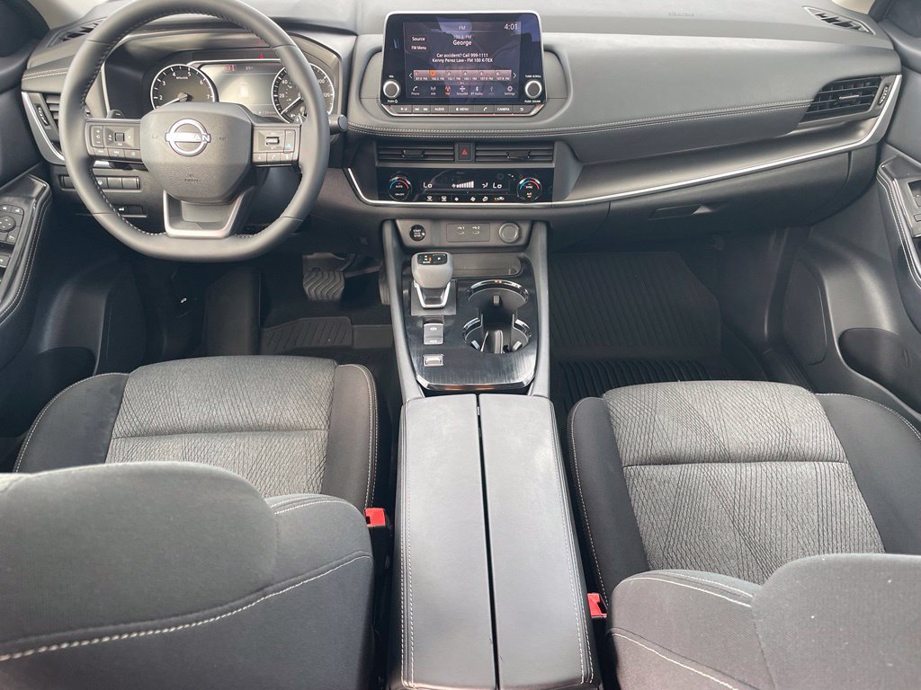 Certified 2026 Nissan Rogue SV FWD image 15