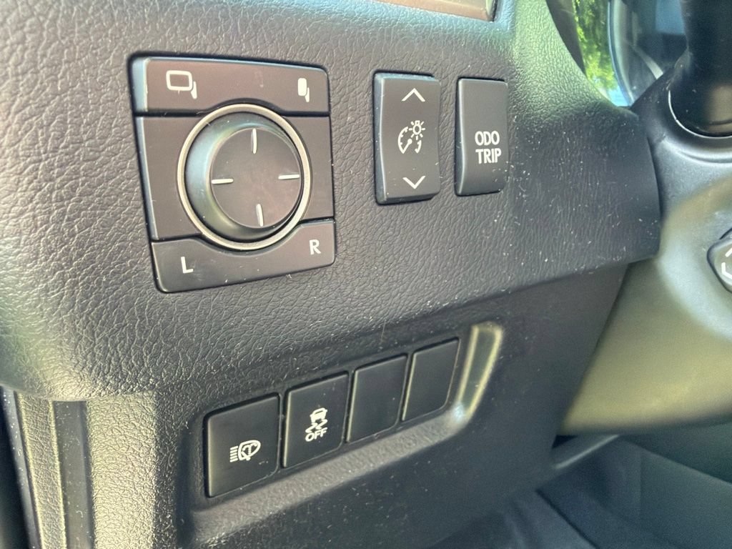 Used 2017 Lexus GX 460 Premium w/ Premium Package AWD/4WD image 21