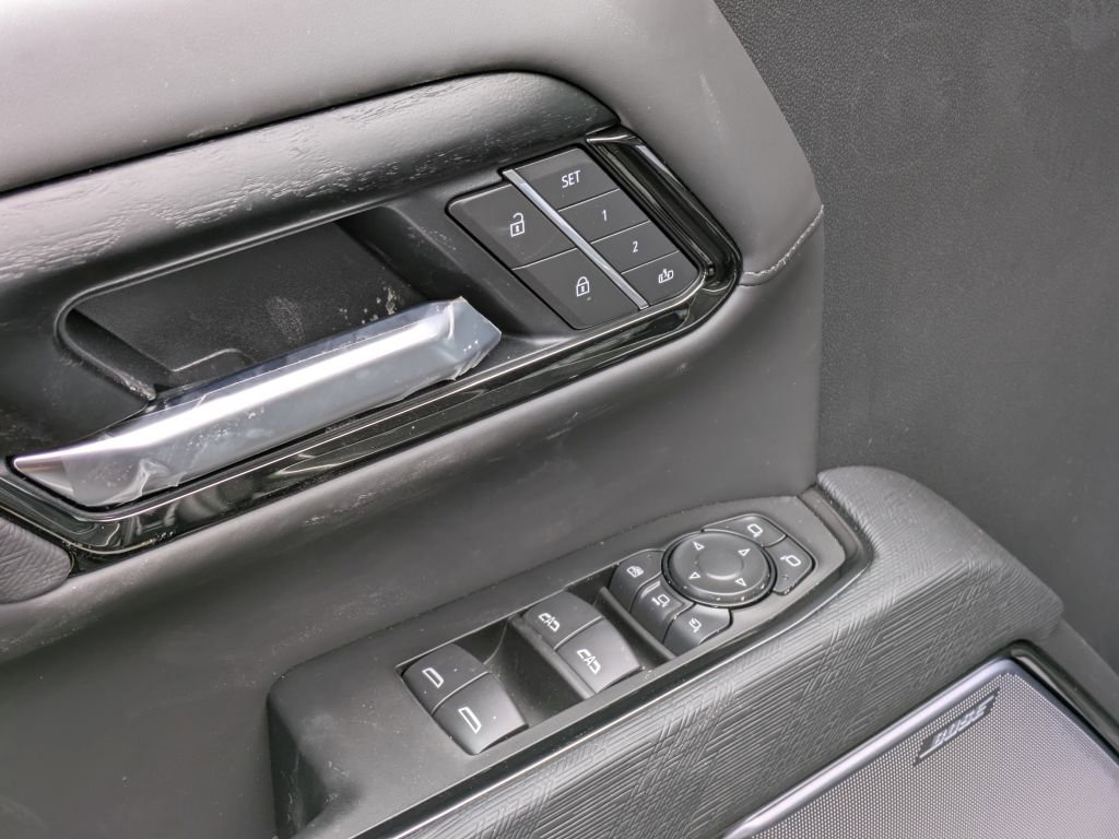 New 2026 GMC Sierra 2500 AT4X w/ Snow Plow Prep/Camper Package AWD/4WD image 10