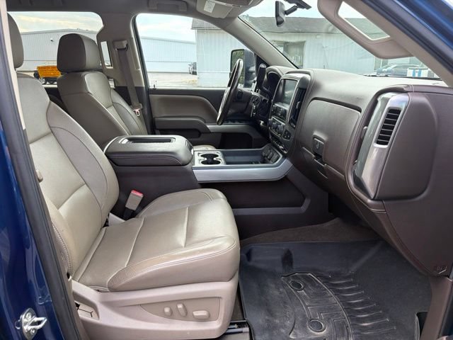 Used 2016 Chevrolet Silverado 1500 LTZ Z71 w/ LTZ Plus Package AWD/4WD image 12