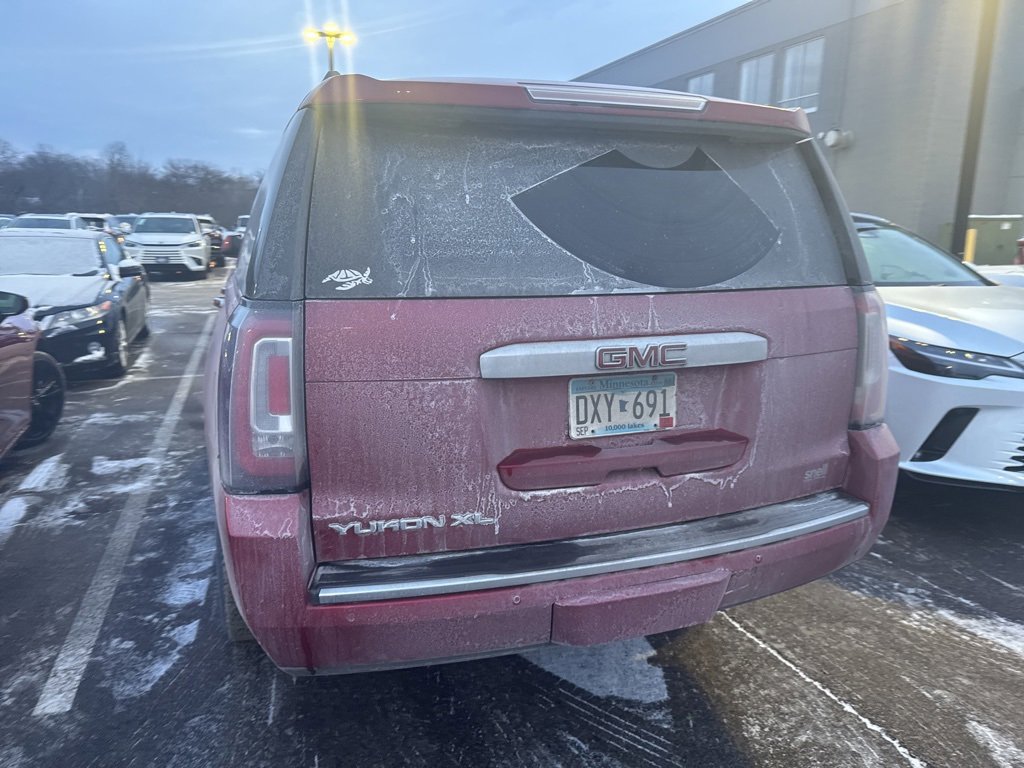 Used 2015 GMC Yukon XL Denali w/ Open Road Package image 12