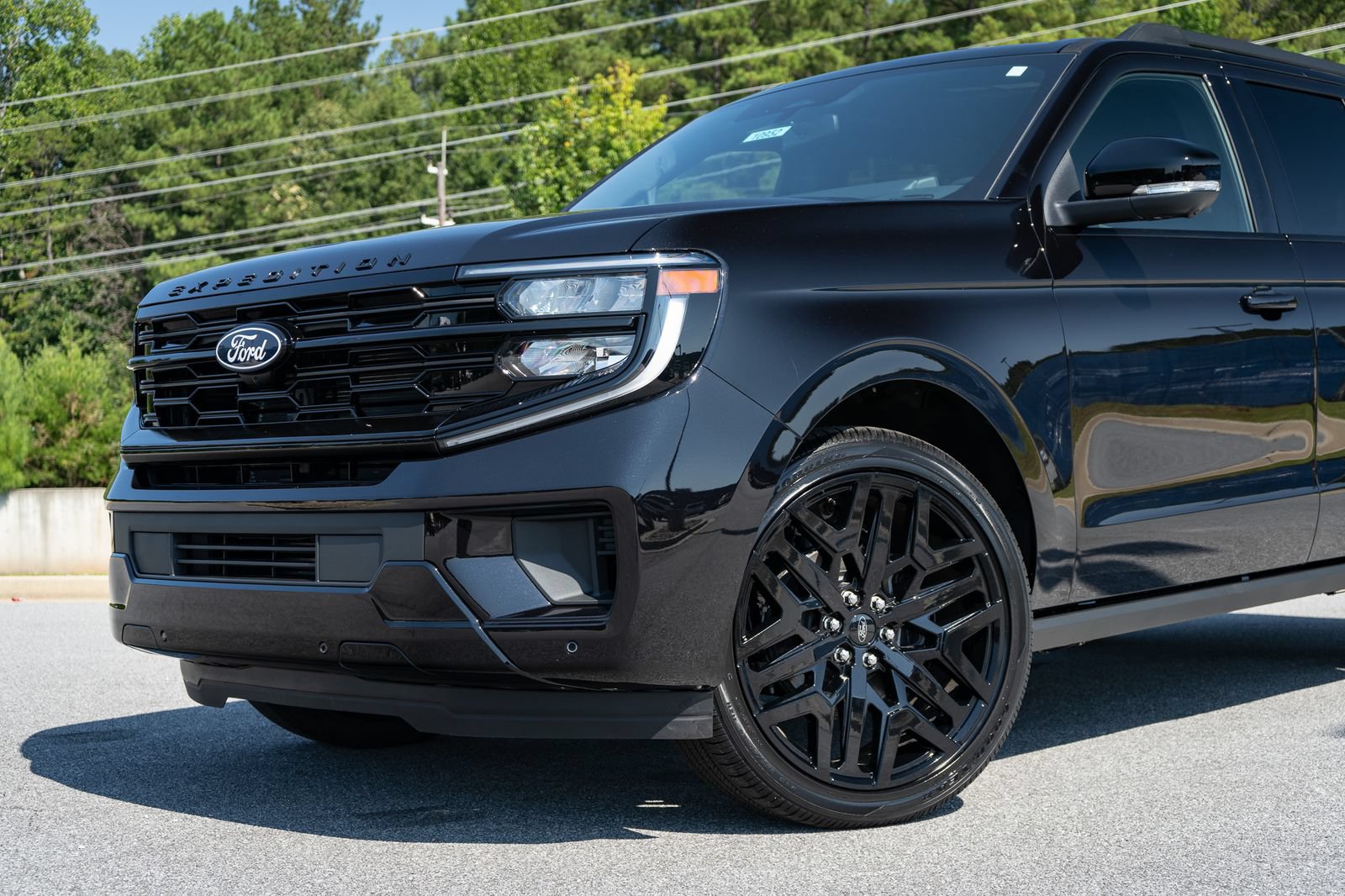 New 2027 Ford Expedition Max Platinum w/ Stealth Performance Package AWD/4WD image 6