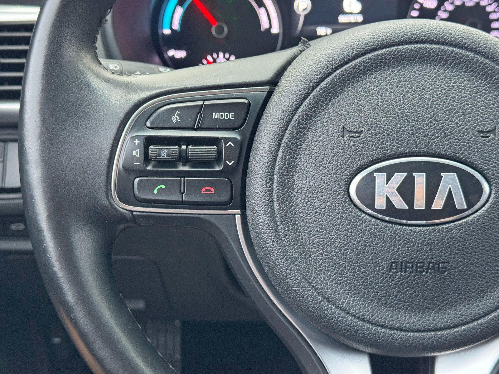 Used 2018 Kia Optima EX image 19