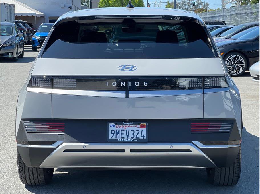 Used 2024 Hyundai Ioniq 5 SEL RWD image 4