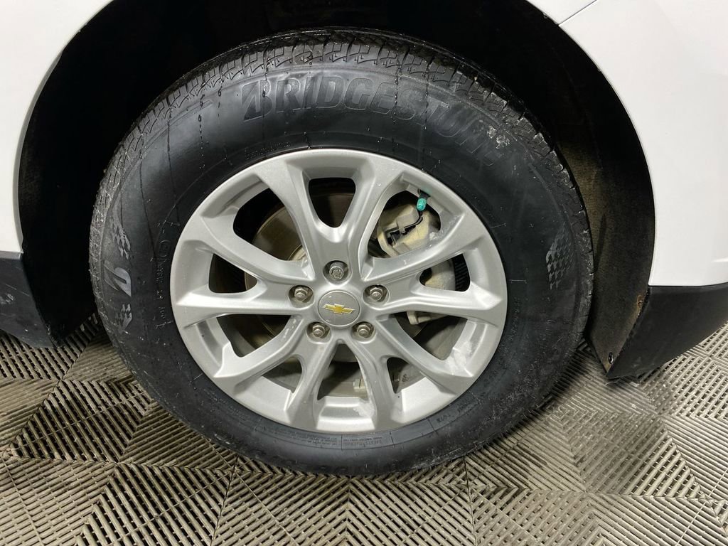 Used 2020 Chevrolet Equinox LT w/ Driver Convenience Package image 10