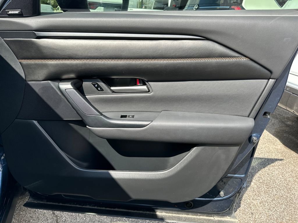 Used 2025 MAZDA CX-50 AWD 2.5 Turbo w/ Premium Pkg image 37