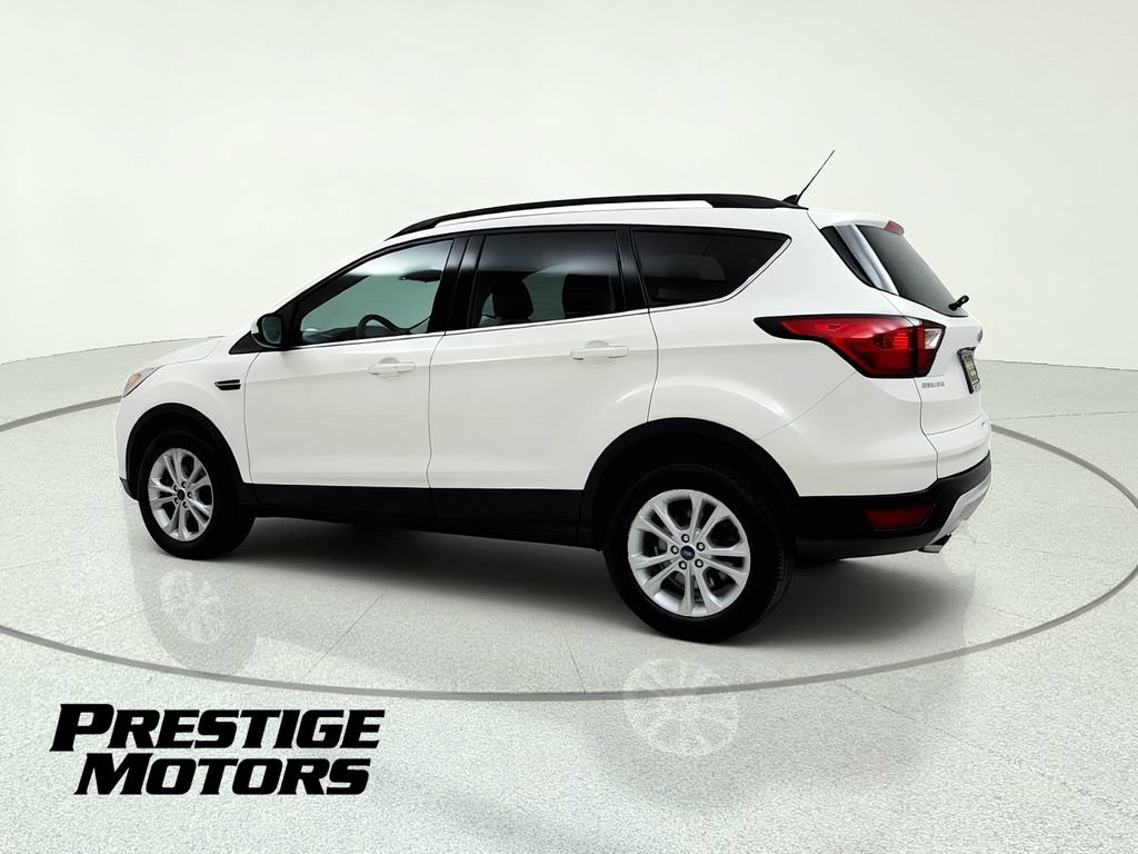 Used 2019 Ford Escape SEL AWD/4WD image 4