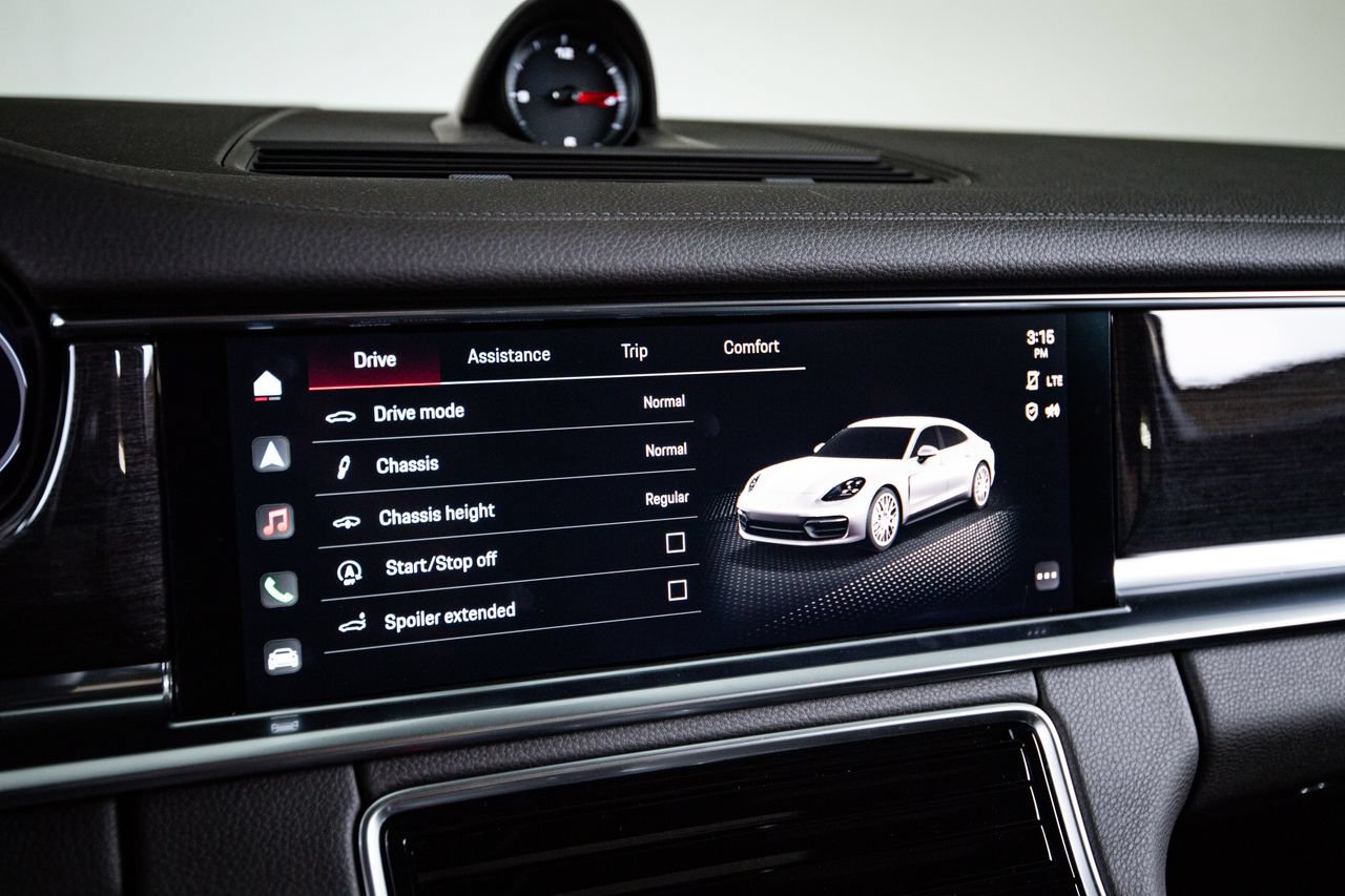 Certified 2023 Porsche Panamera 4 Platinum Edition AWD/4WD image 18
