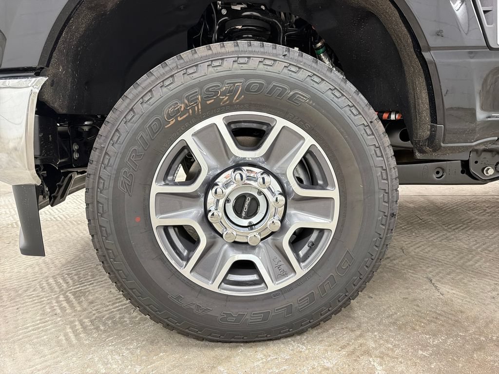 New 2026 Ford F250 Lariat w/ FX4 Off-Road Package AWD/4WD image 11