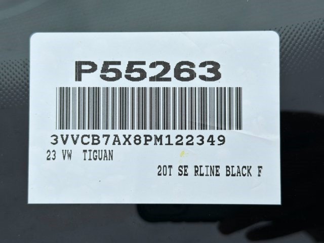 Used 2023 Volkswagen Tiguan SE R-Line FWD image 33