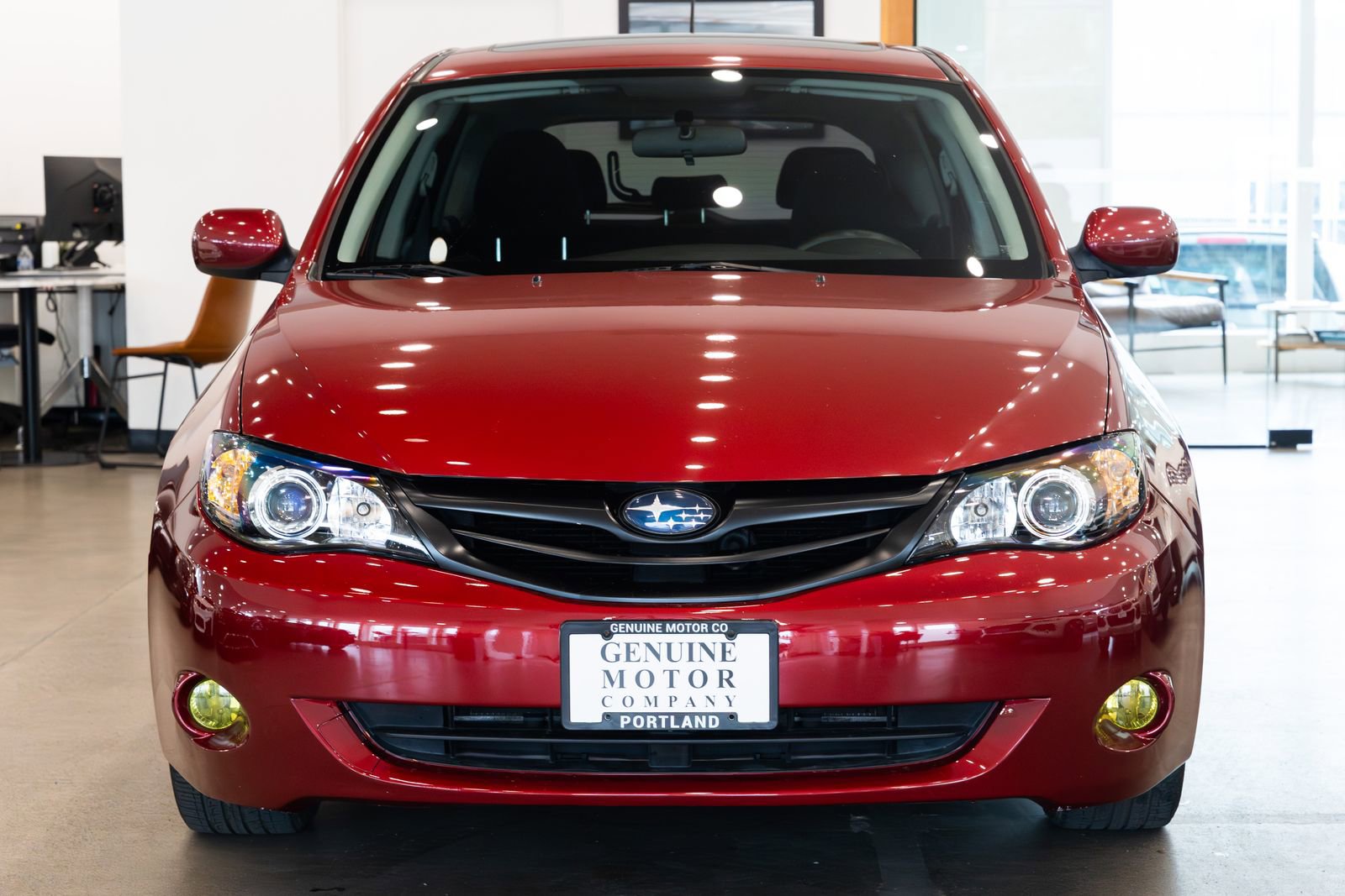 Used 2010 Subaru Impreza 2.5i Premium AWD/4WD image 2