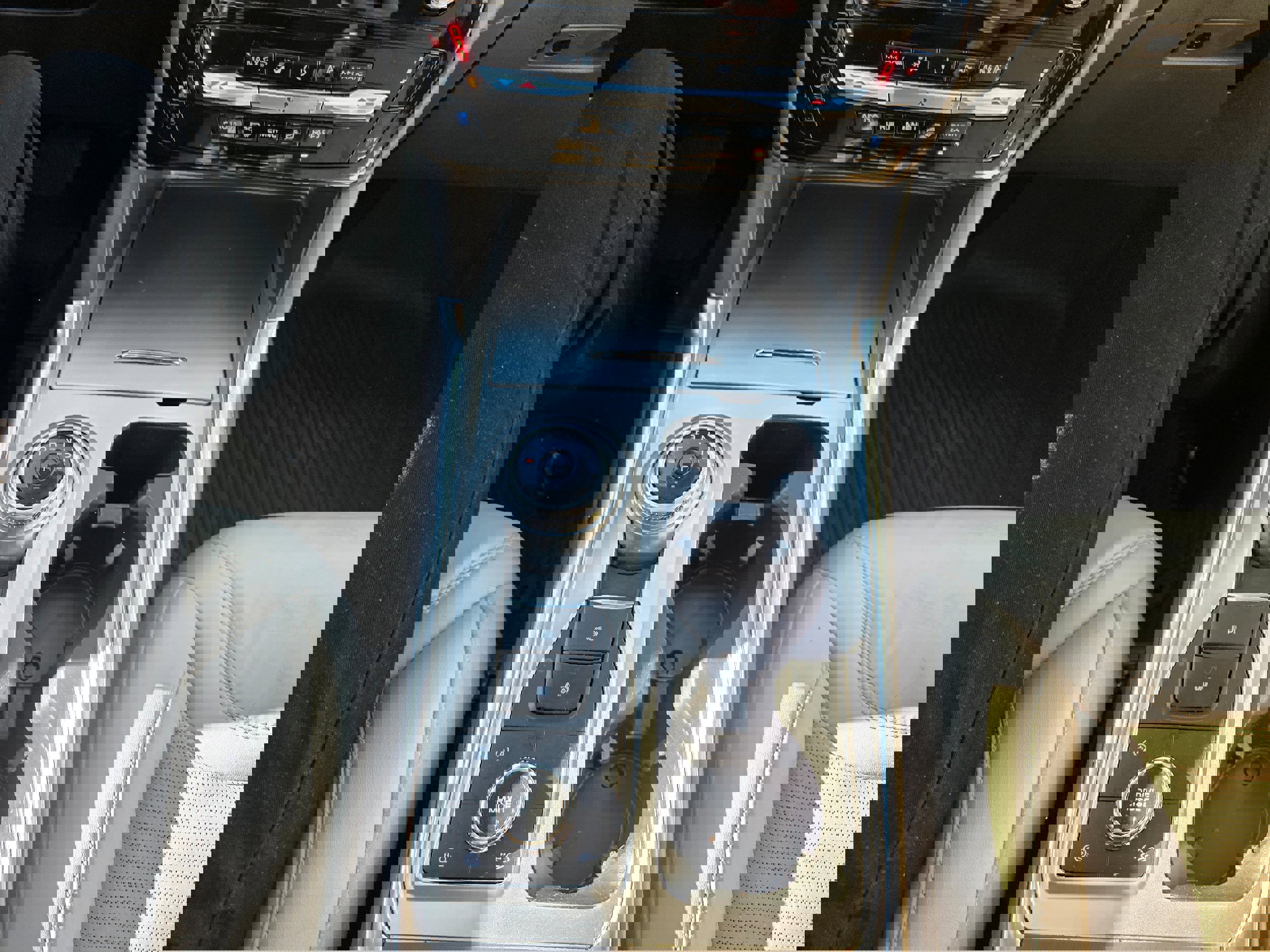 Certified 2023 Ford Explorer Platinum w/ Equipment Group 601A image 14