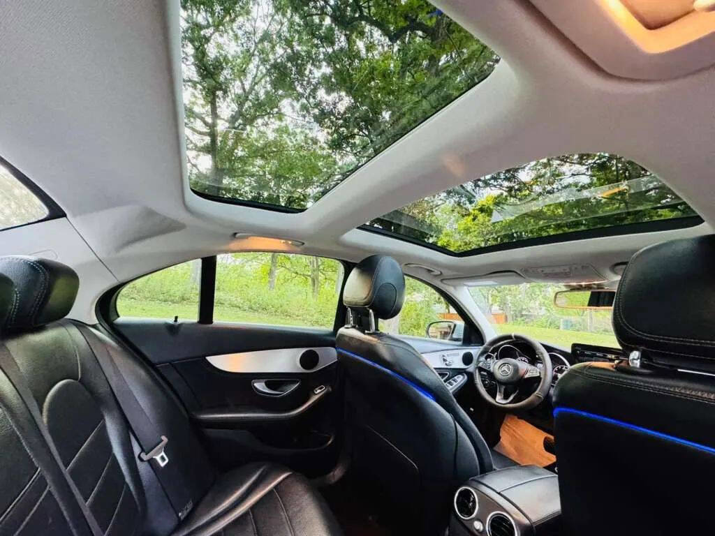 Used 2016 Mercedes-Benz C 300 4MATIC Sedan image 9