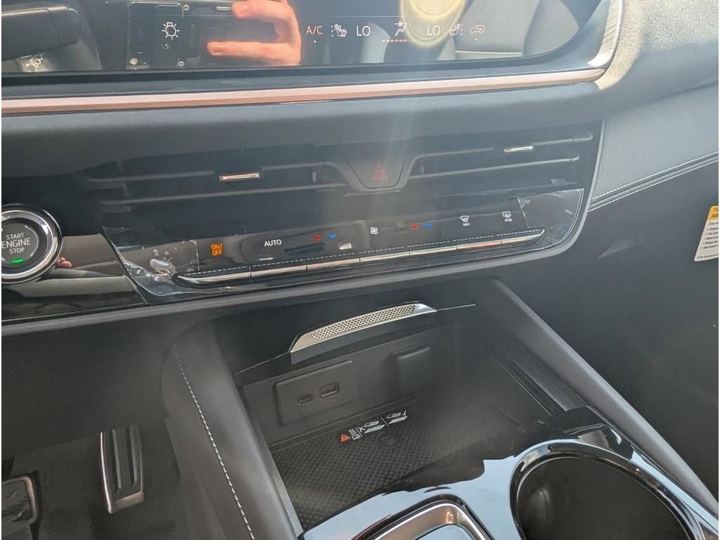 New 2025 Buick Envision Sport Touring image 23