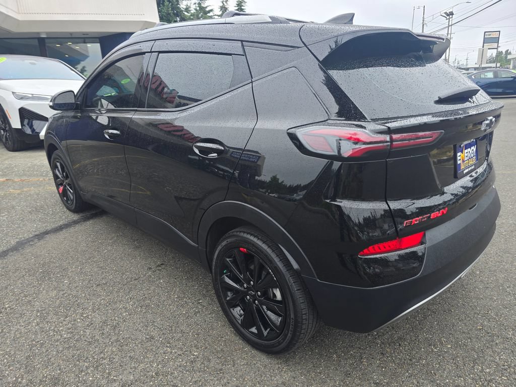 Used 2023 Chevrolet Bolt EUV LT w/ Redline Edition FWD image 5