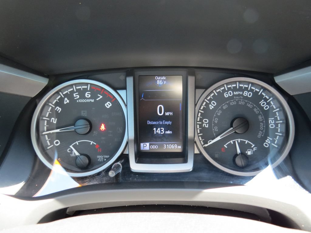 Used 2023 Toyota Tacoma Limited AWD/4WD image 27
