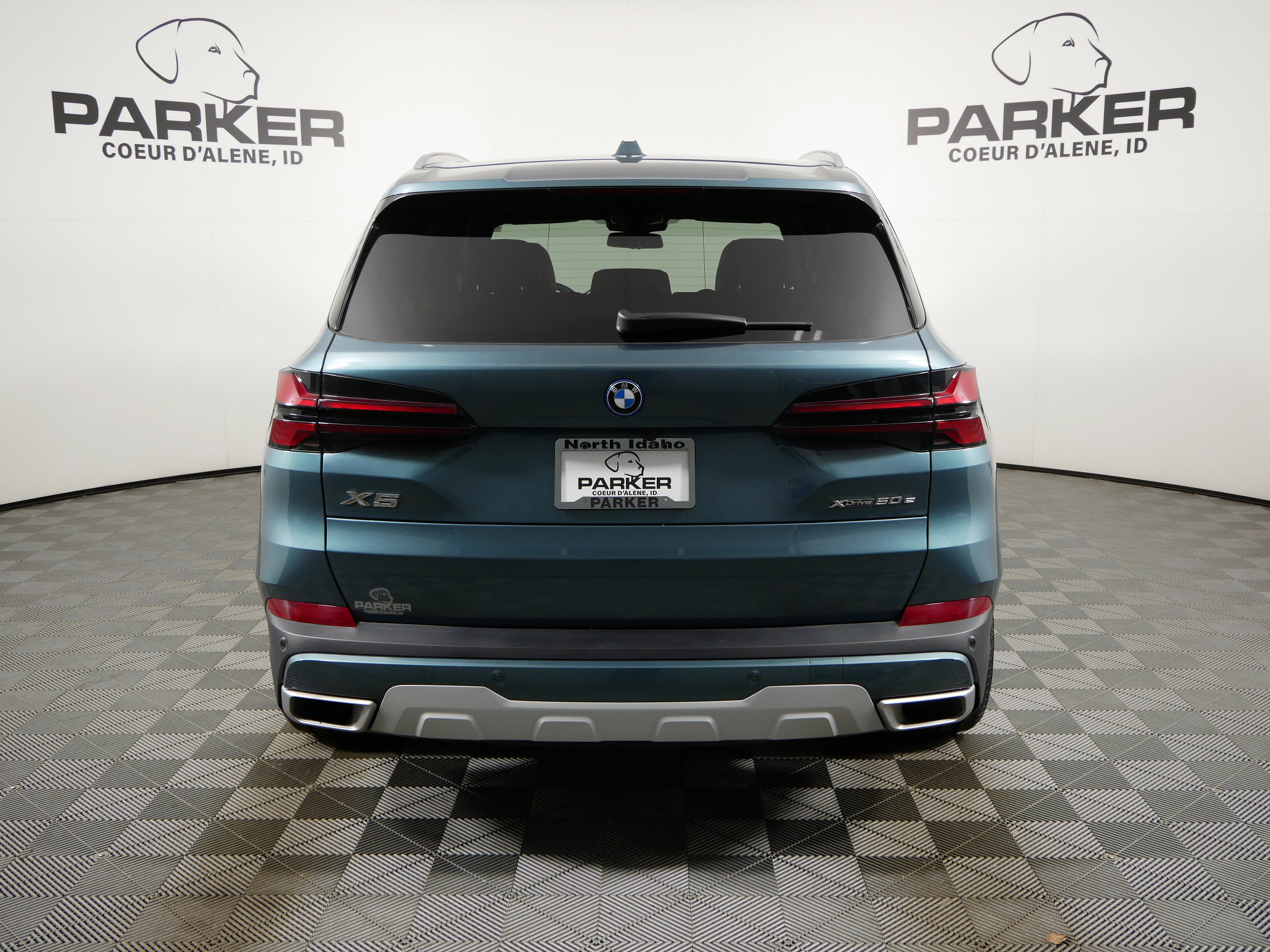 Used 2024 BMW X5 xDrive50e w/ Parking Assistance Package image 6