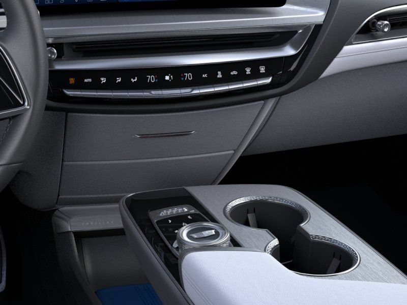 New 2027 Cadillac Lyriq Luxury w/ LPO, Floor Liner Package AWD/4WD image 23