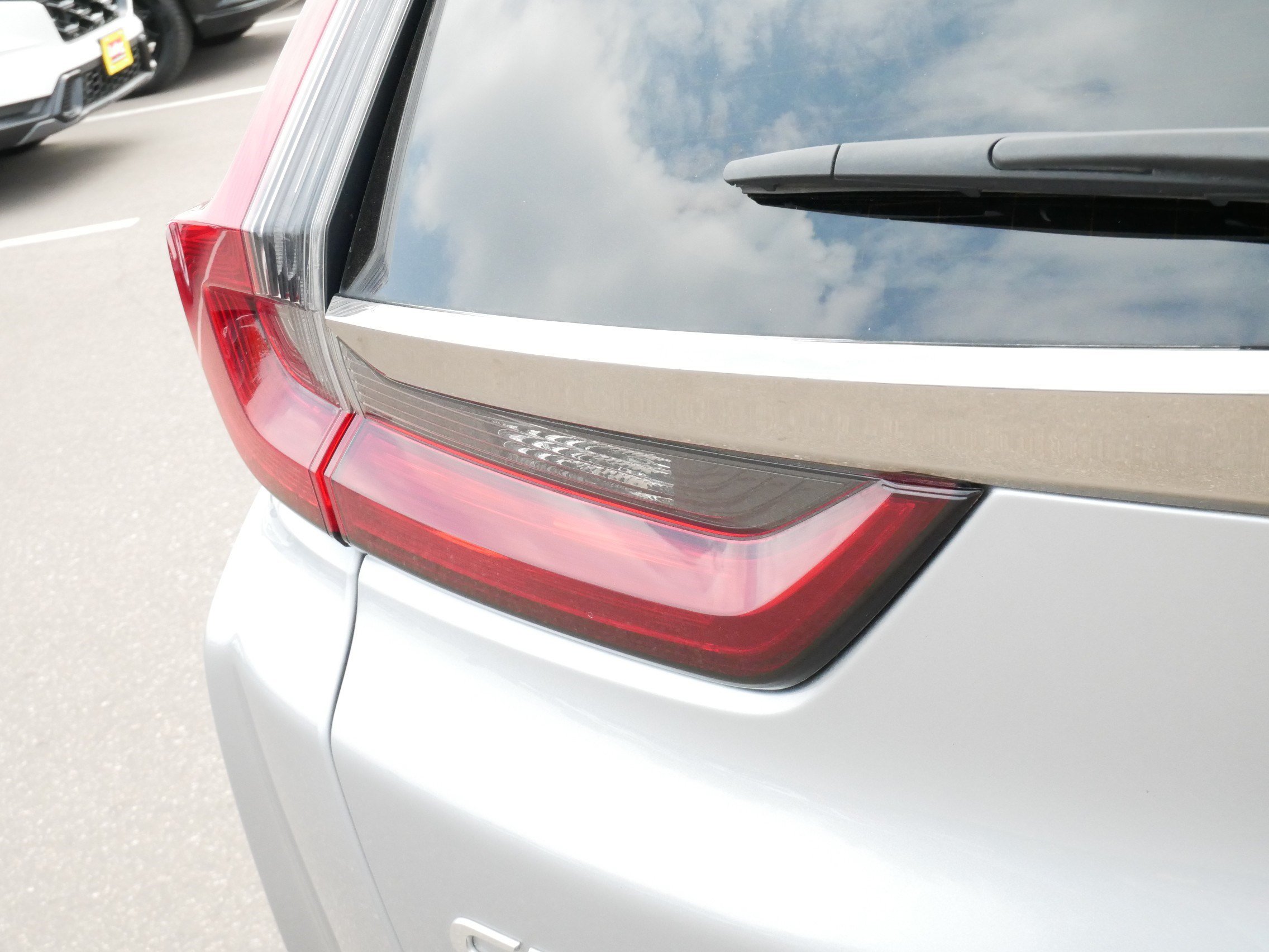 Certified 2022 Honda CR-V EX image 17