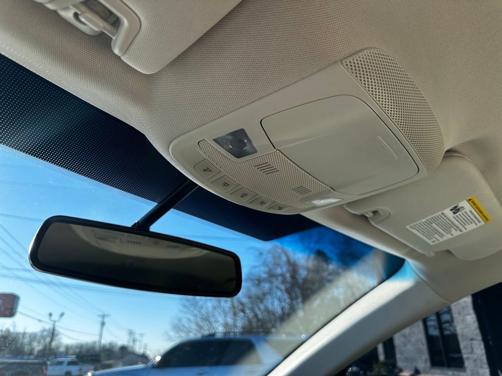 Used 2018 Ford Edge Titanium w/ Technology Package image 23