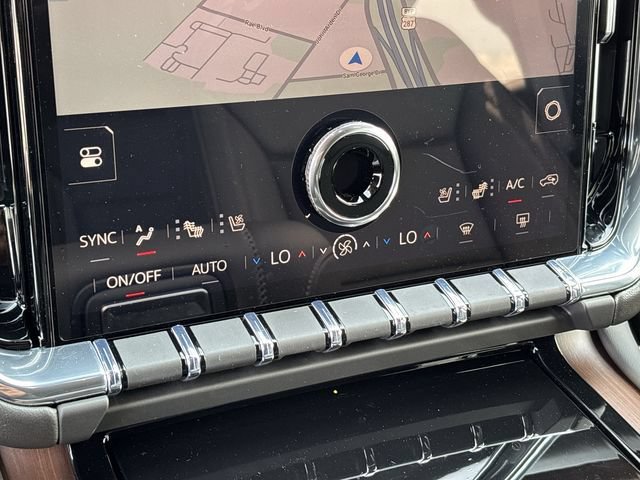 New 2026 GMC Yukon XL Denali w/ Denali Reserve Package AWD/4WD image 17